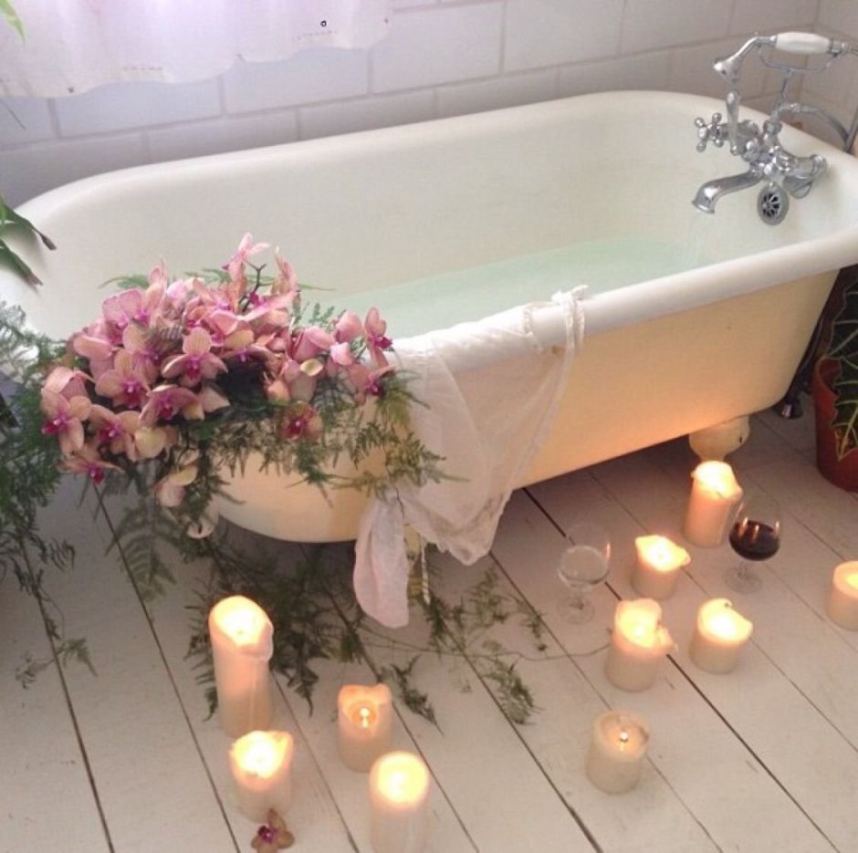 Ванна с цветами