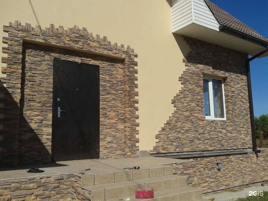 Фасадный дикий камень