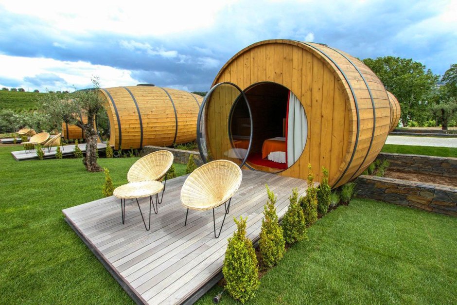 Giant Wine Barrel Room Германия