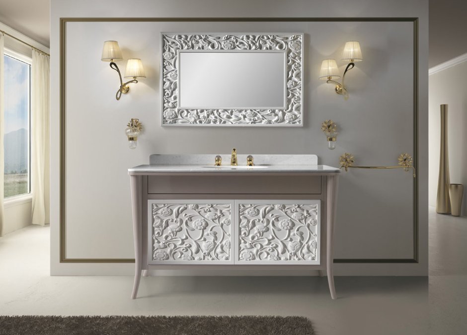 Зеркало в ванную в классическом стиле