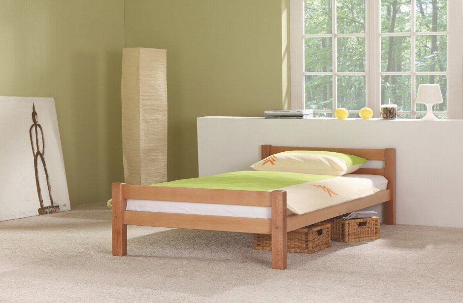 Деревянная кровать для подростка