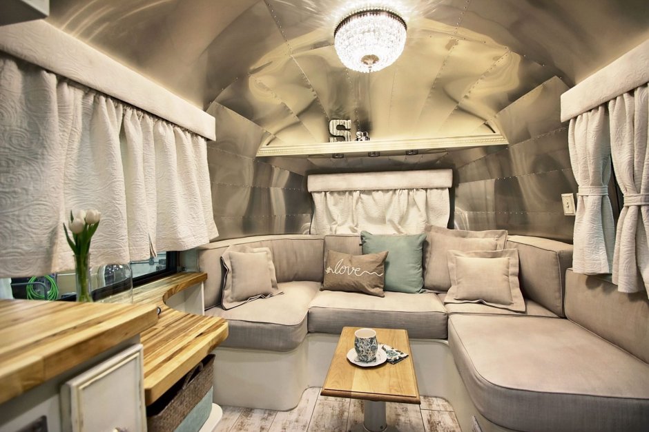 RV интерьер