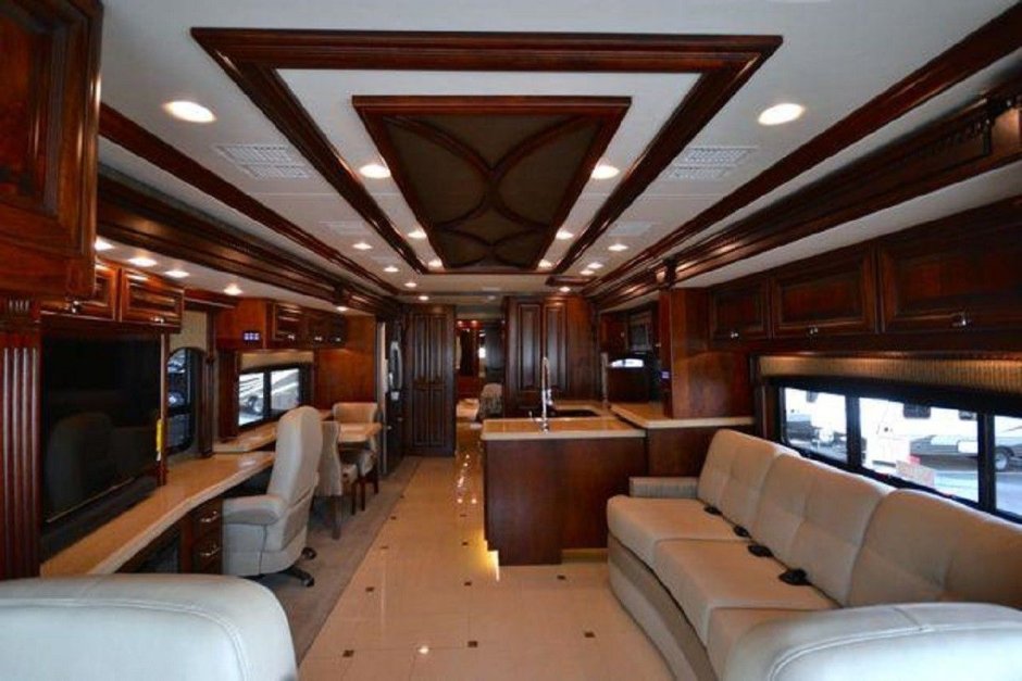 2015 Monaco Dynasty 45p
