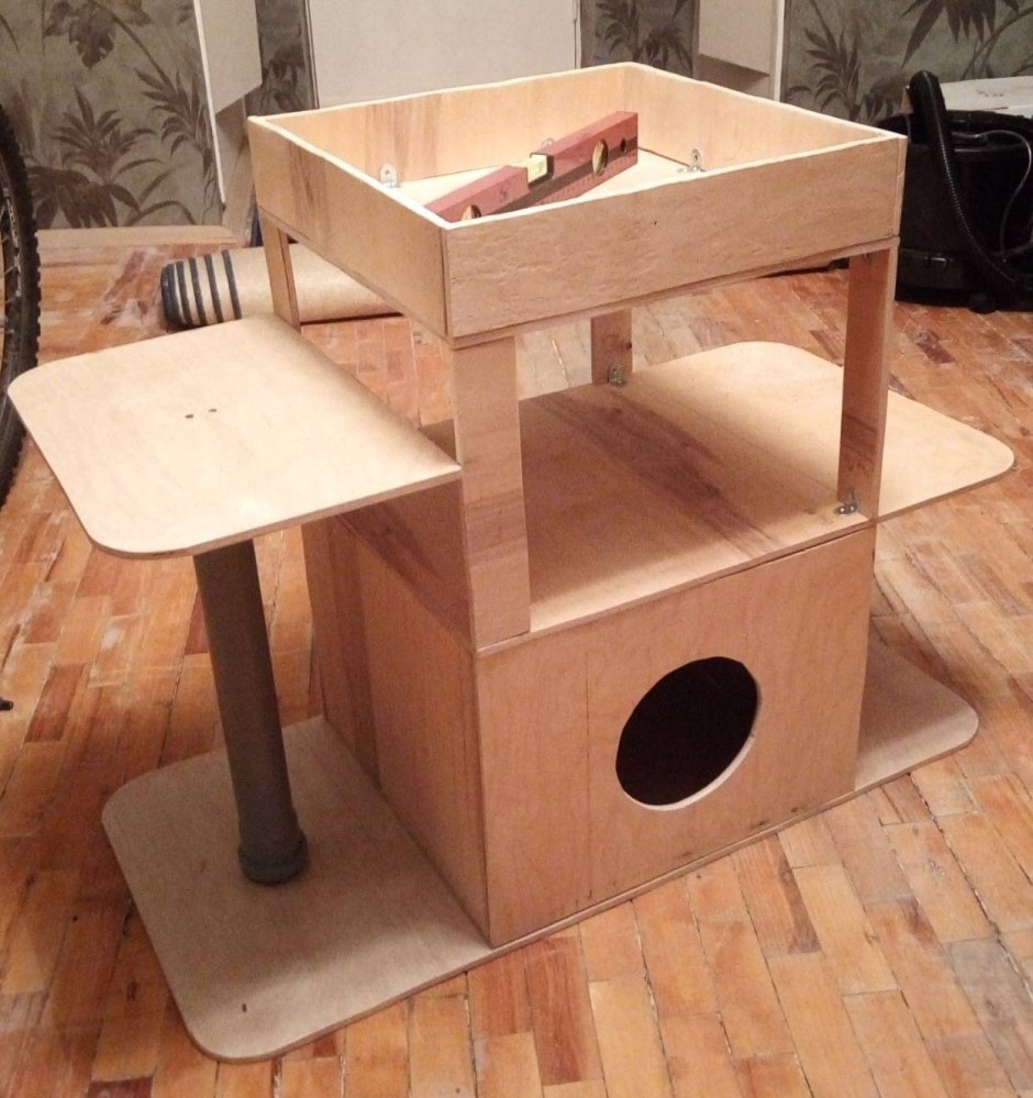 Фанерный домик для кошки