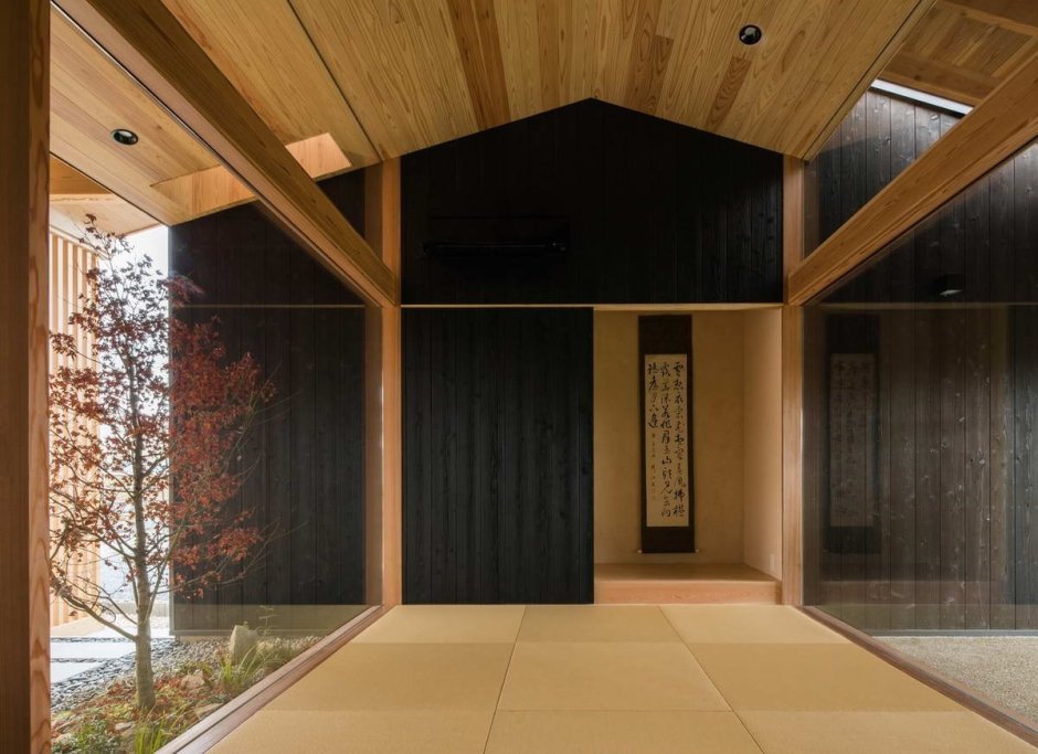Крыша современного японского дома