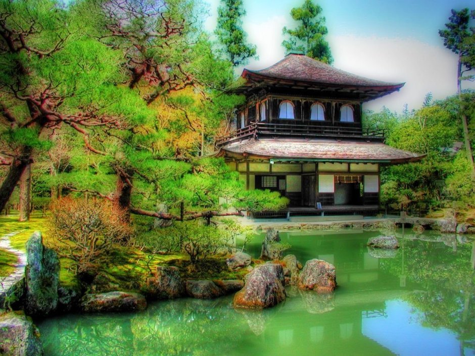 Японский домик с садом