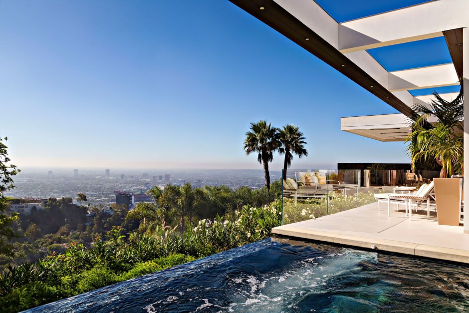 Вид на Лос Анджелес с Беверли Хиллс