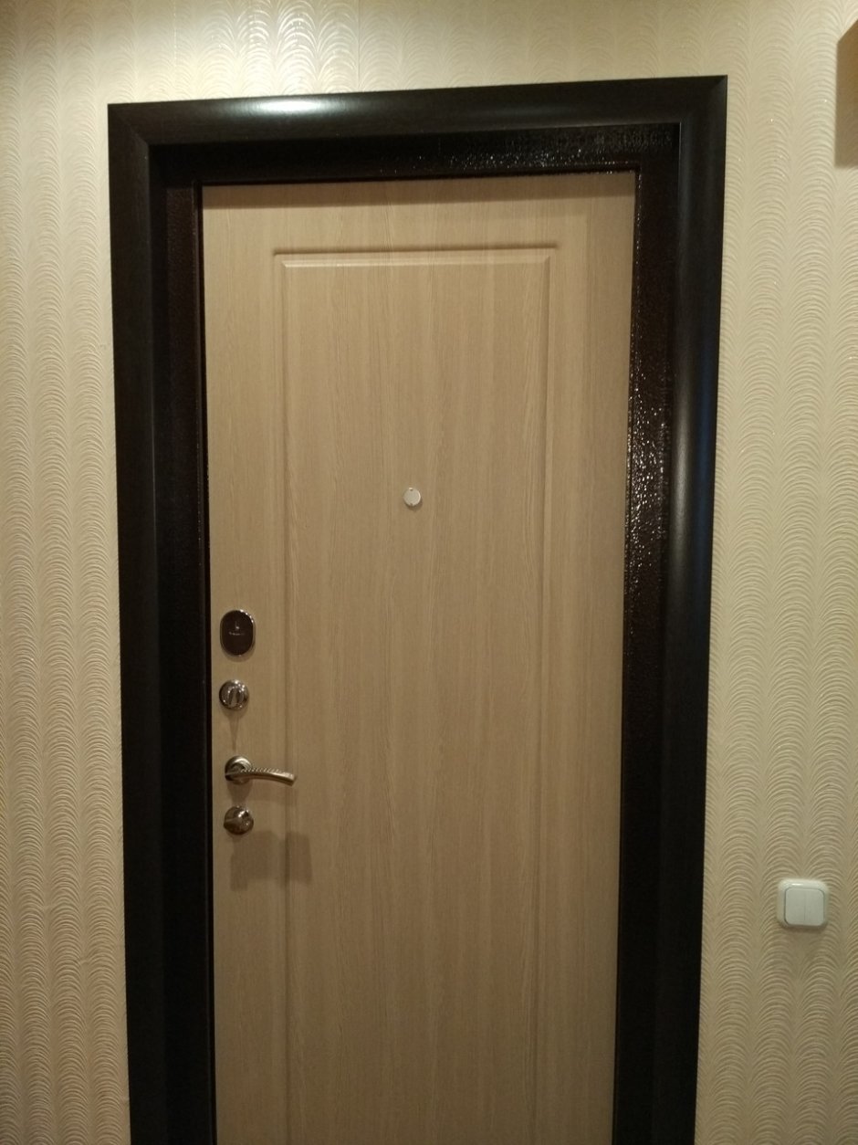 Откосы входной двери