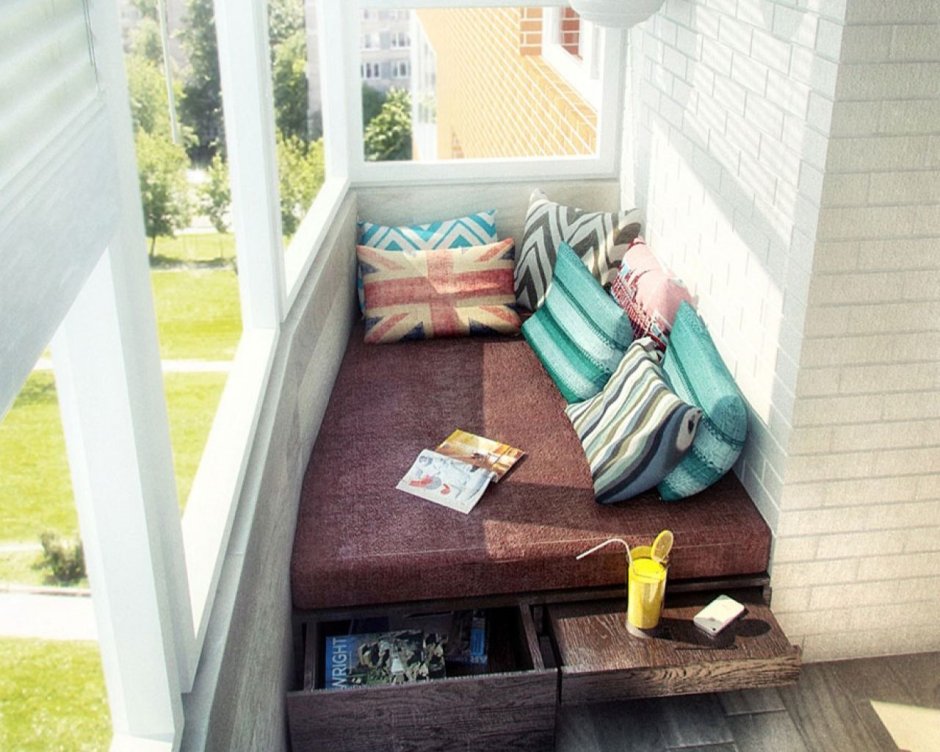 Спальное место на балконе