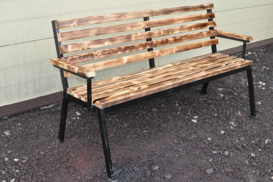 Скамейки для дачи из металла и дерева