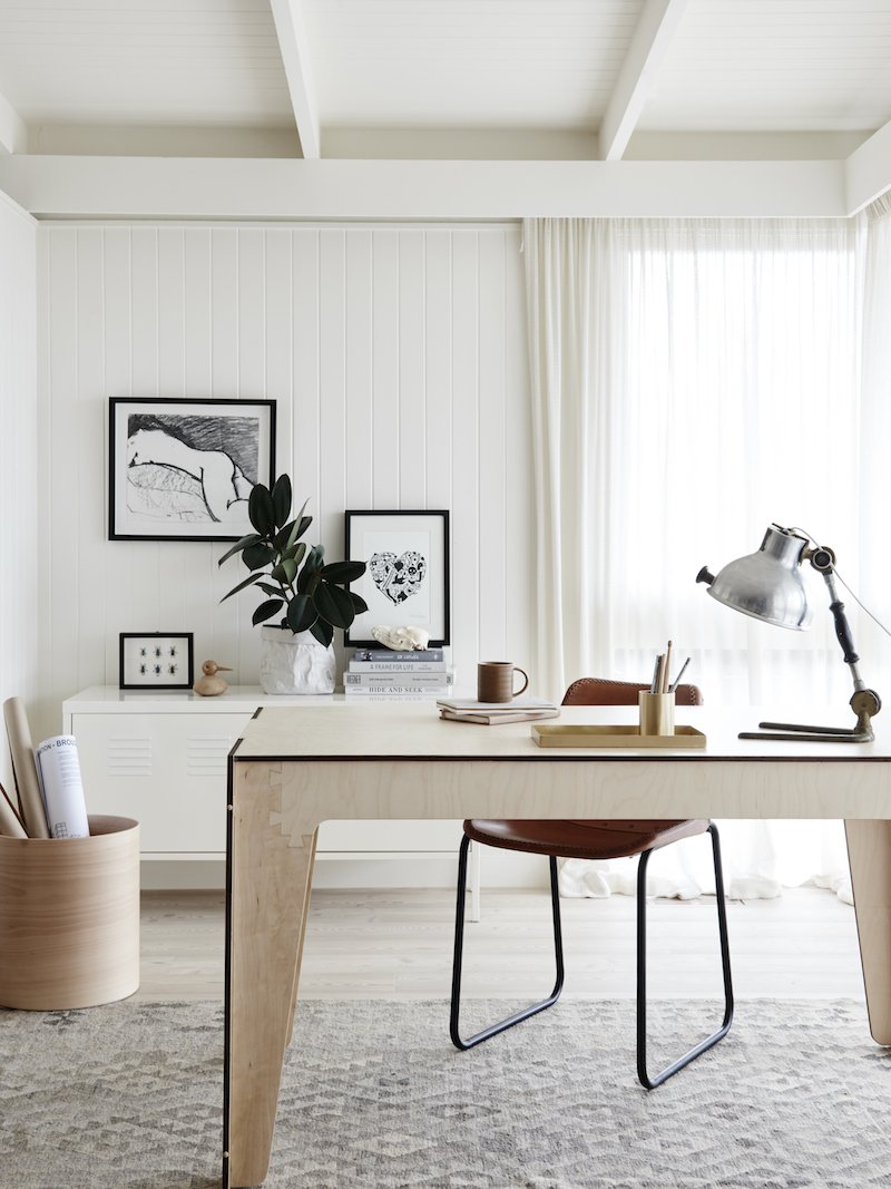 Интерьер домашнего офиса в скандинавском стиле