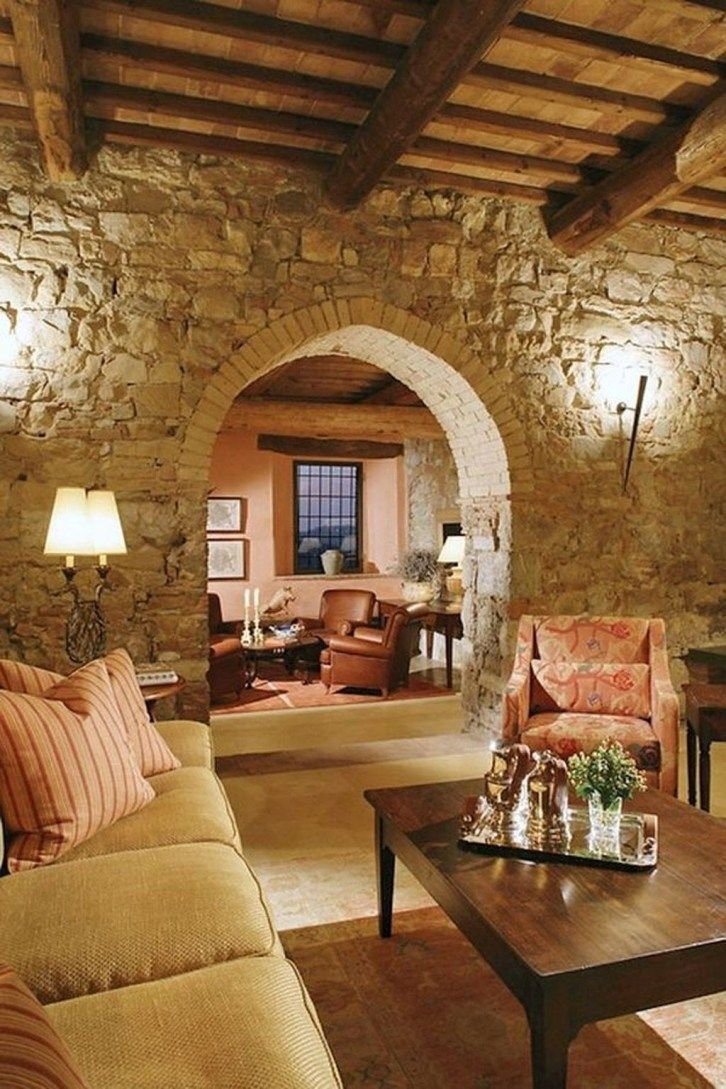 Тосканский интерьер каменных домов