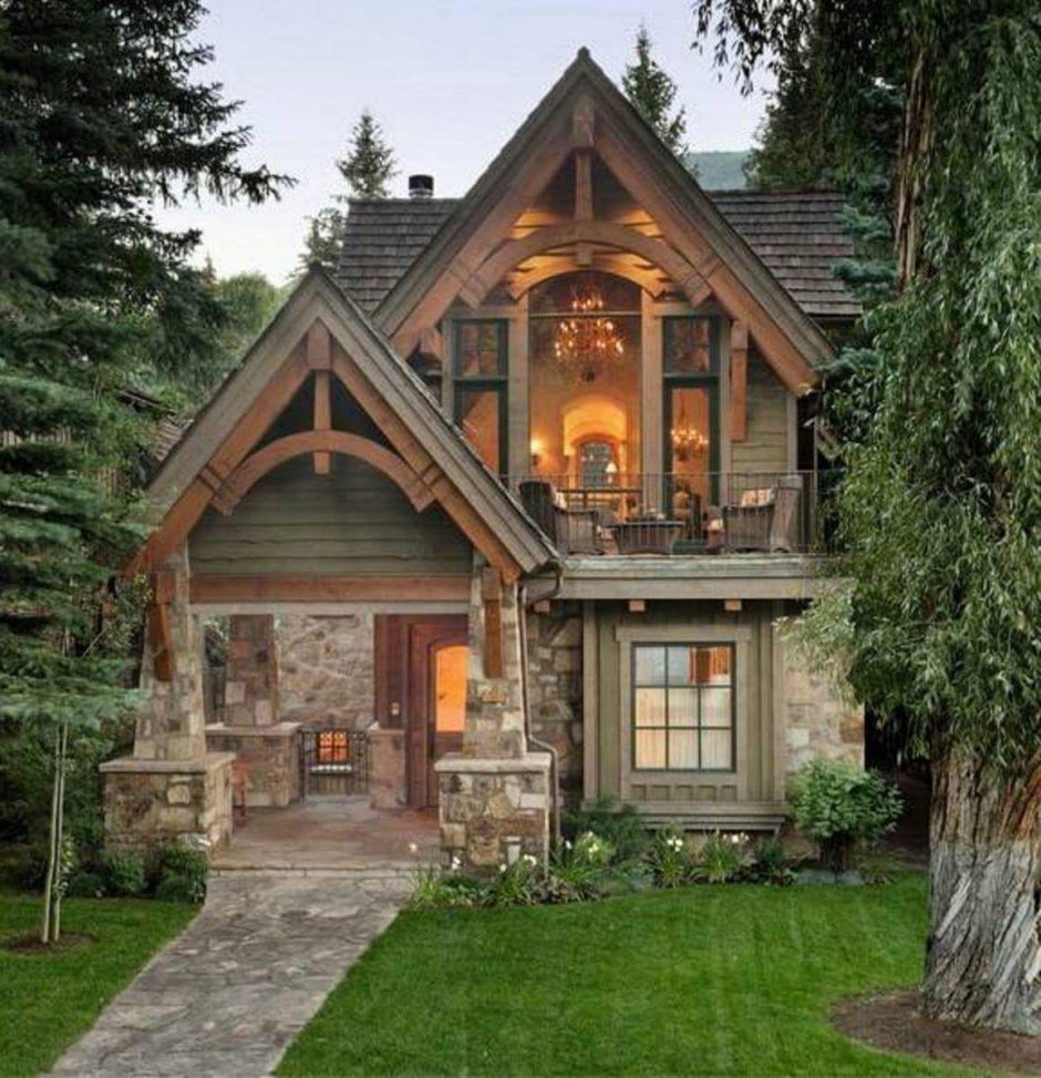 Красивый дачный дом