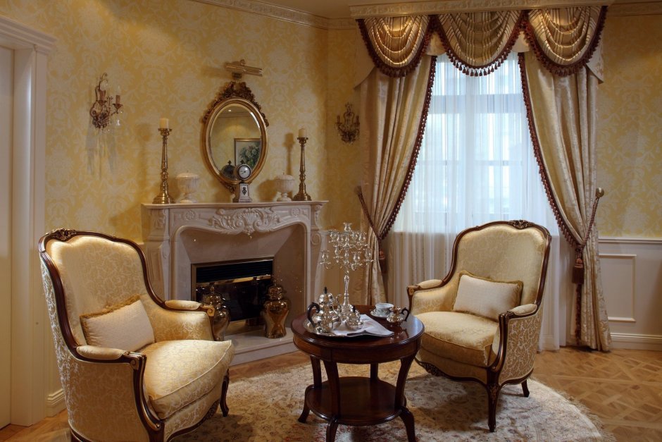 Комната в стиле классицизм