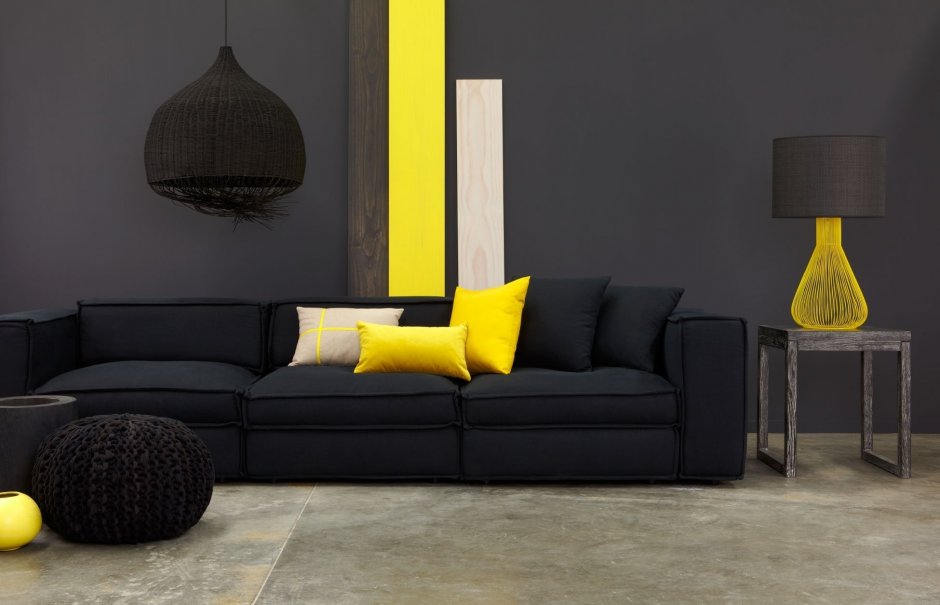 Черно желтый диван