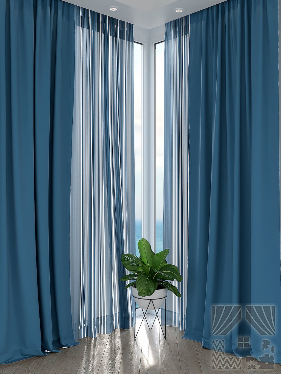 Белая гостиная с синими шторами