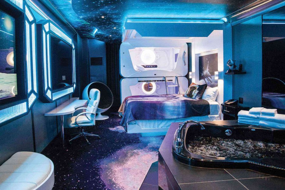 Комната в стиле космического корабля