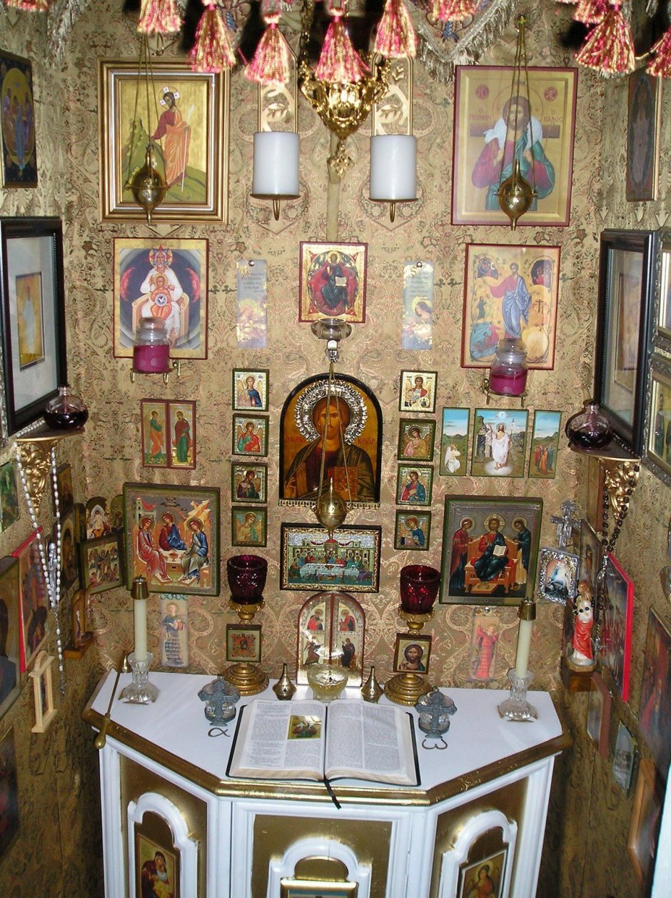 Алтарь в православном доме