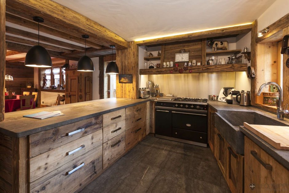 Кухня в стиле Шале альпийского