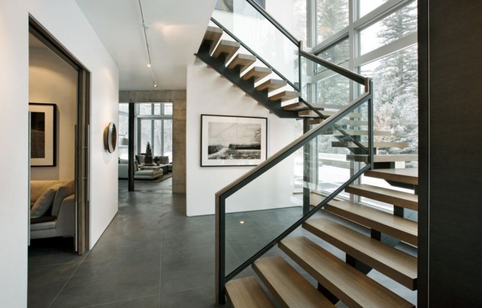 Современная лестница в современном стиле