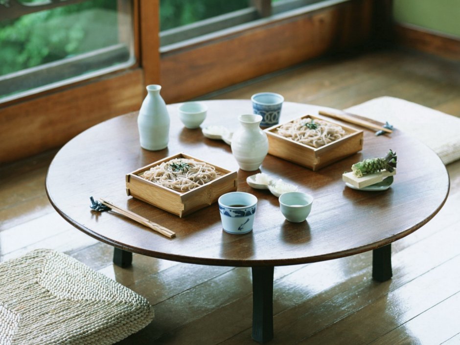 Японский декор на стол