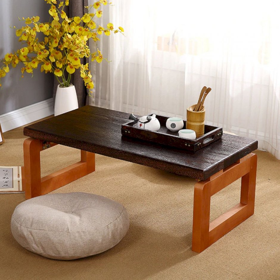 деревянный столик в гостиную