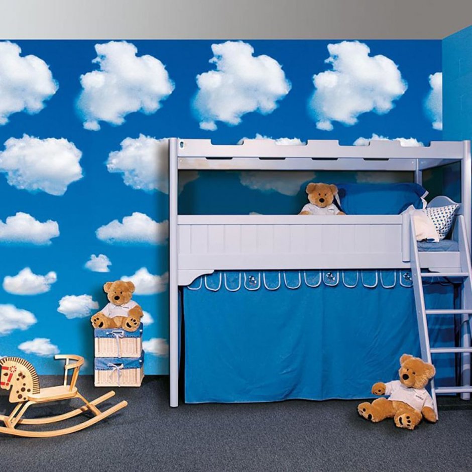 Облака в детской комнате