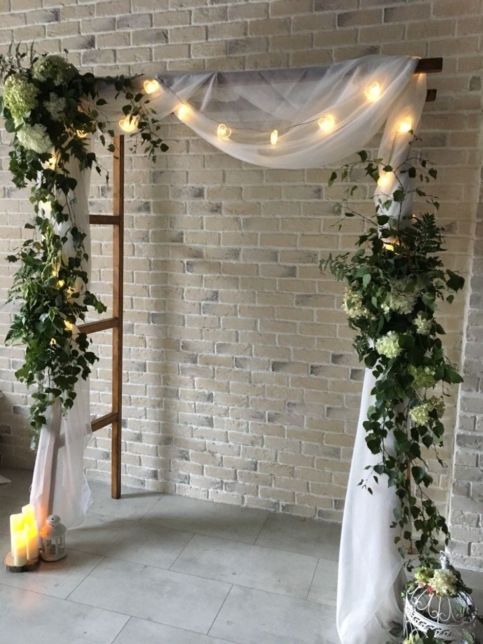 Свадебная арка с лампочками