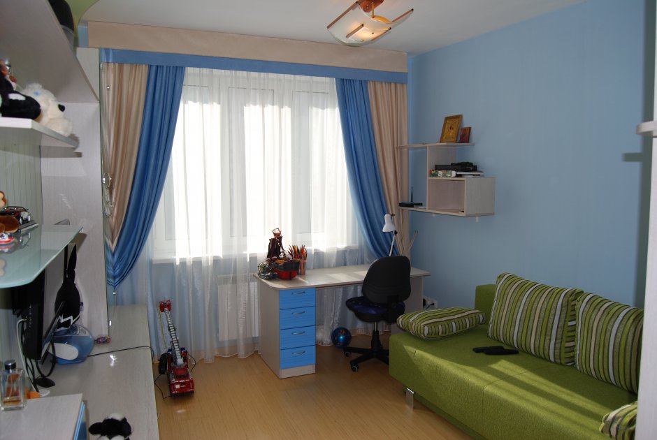 Обычная комната подростка в России