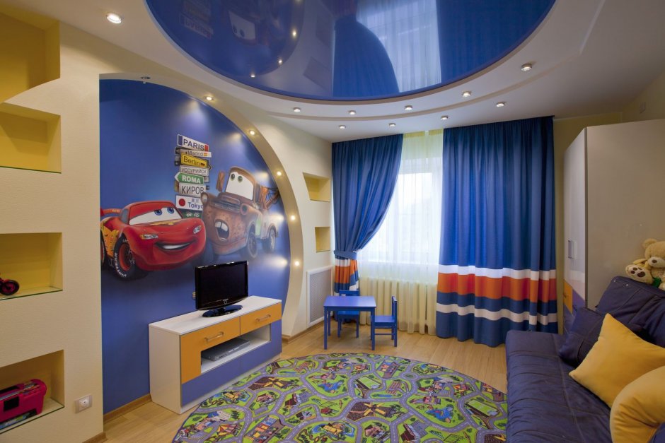 Потолок в детской комнате