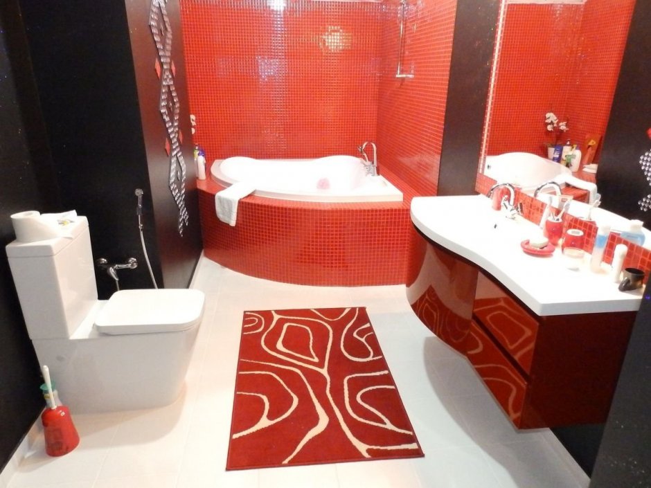 Ванная комната с джакузи бело красная