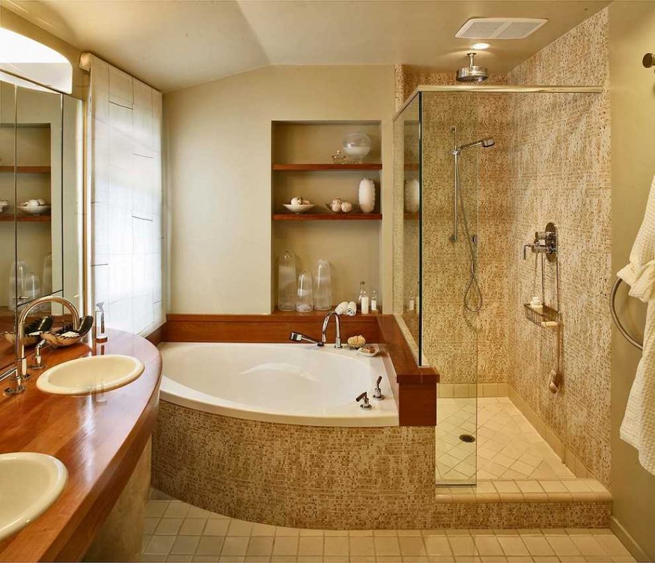 Ванная комната с джакузи и душевой
