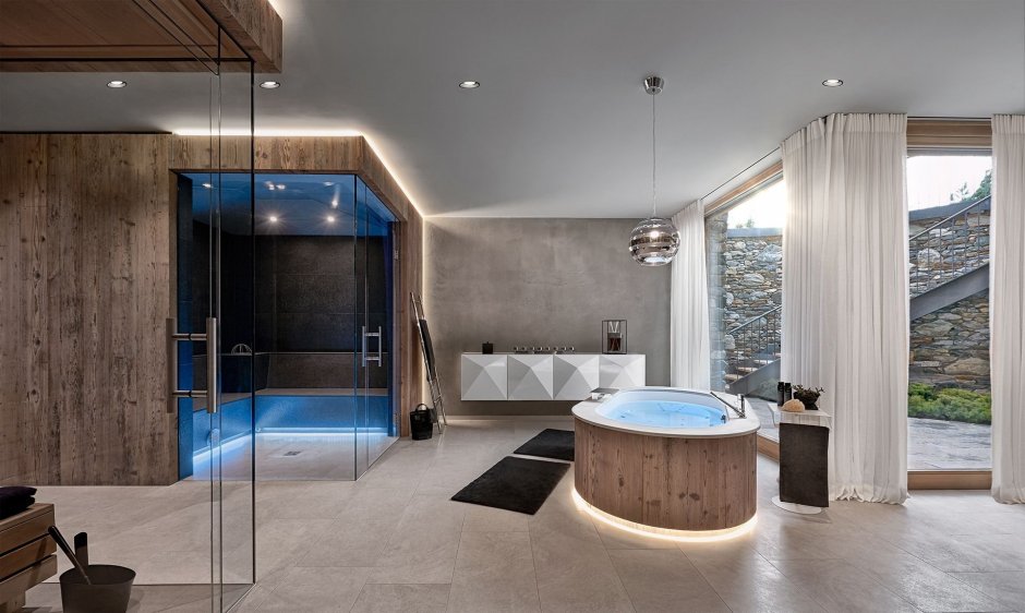 Ванная комната в частном доме с джакузи