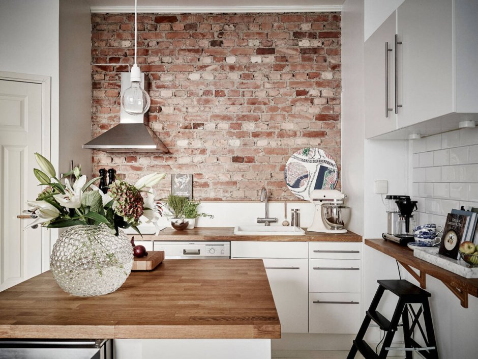 Дизайн кухонь с кирпичными стенами (55 фото)