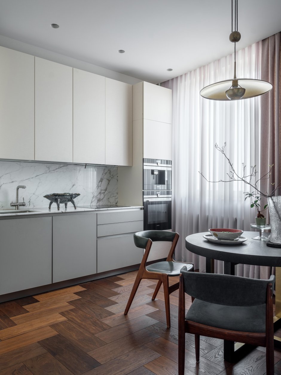 Дизайн кухонь с серыми обоями (59 фото)
