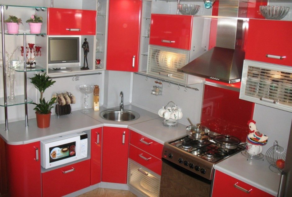 Красная кухня маленькая угловая