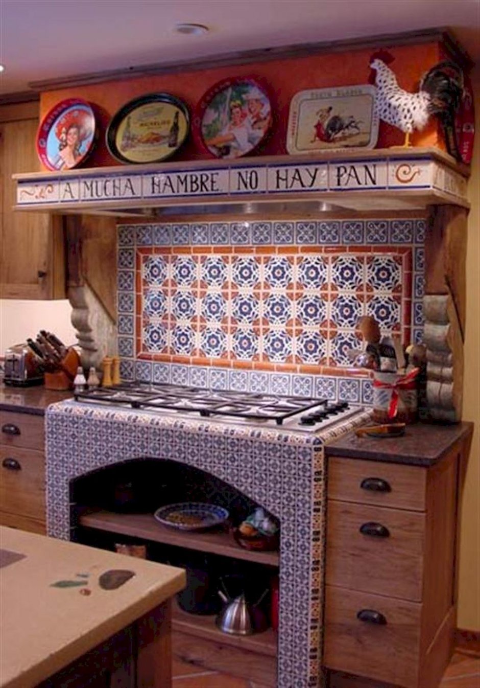 Испанский стиль в интерьере кухни