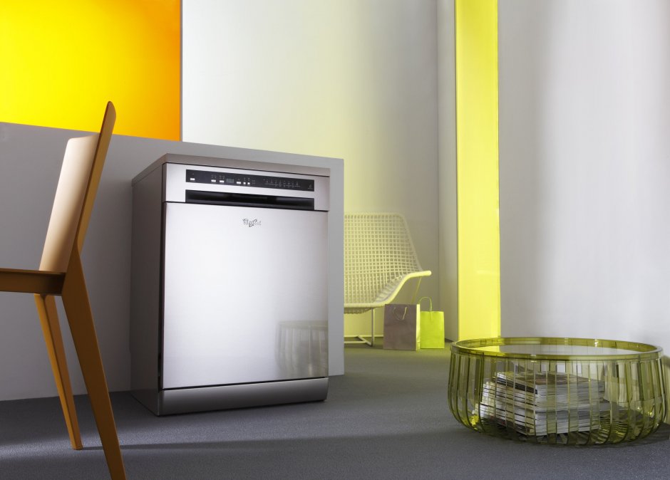 Посудомойка Whirlpool отдельностоящая