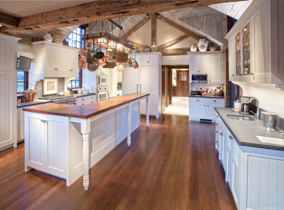 Дизайн кухни в деревенском стиле