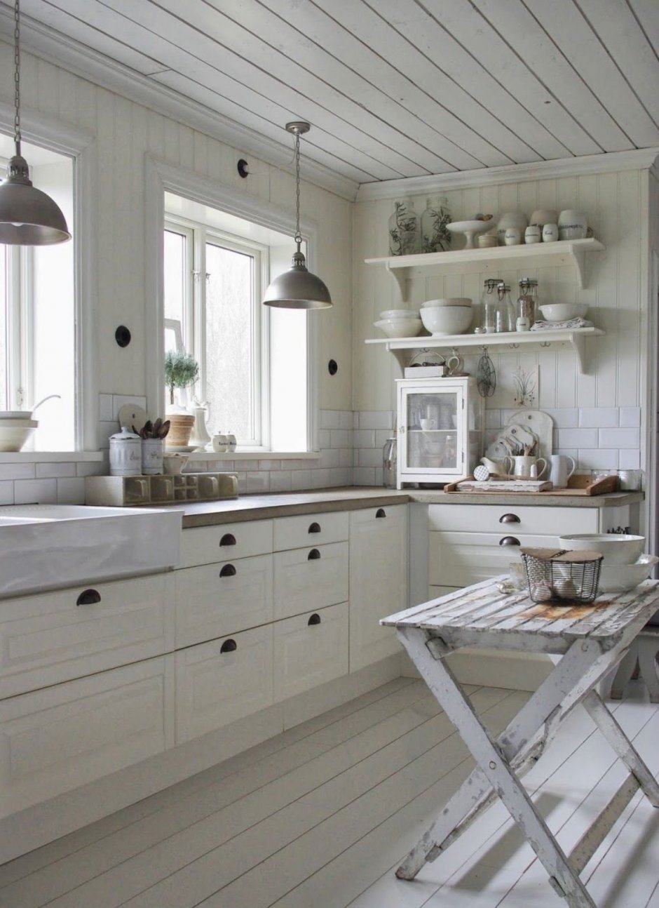 Дачная кухня в скандинавском стиле