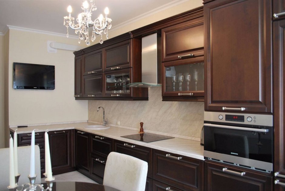 Кухня венге с бежевым