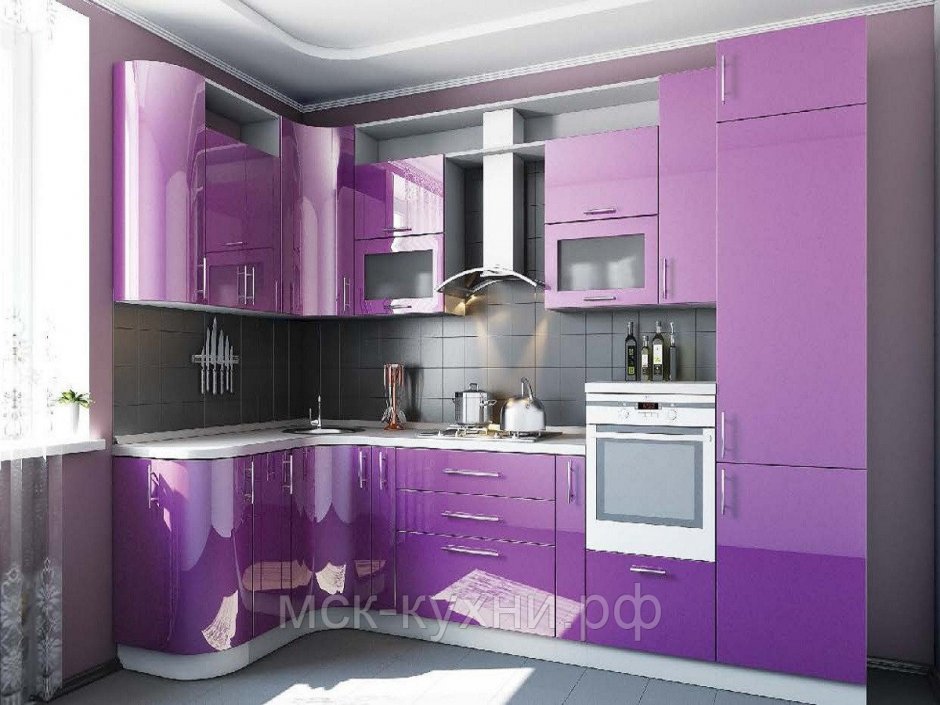 Фиолетовая угловая кухня