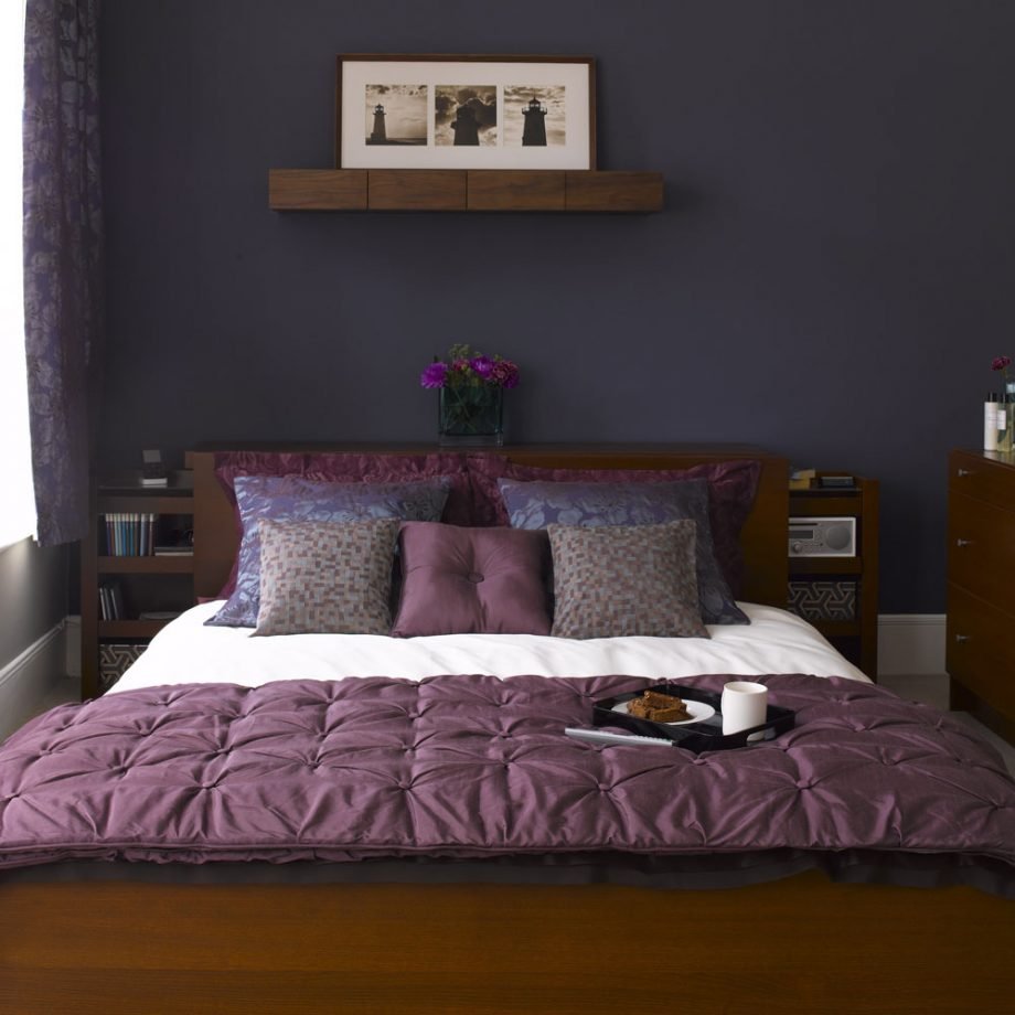 Серо фиолетовая кровать