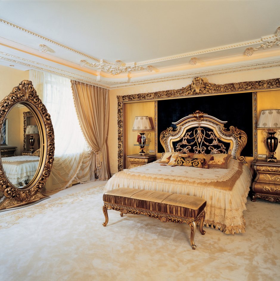 Роскошные спальни в дворцовом стиле
