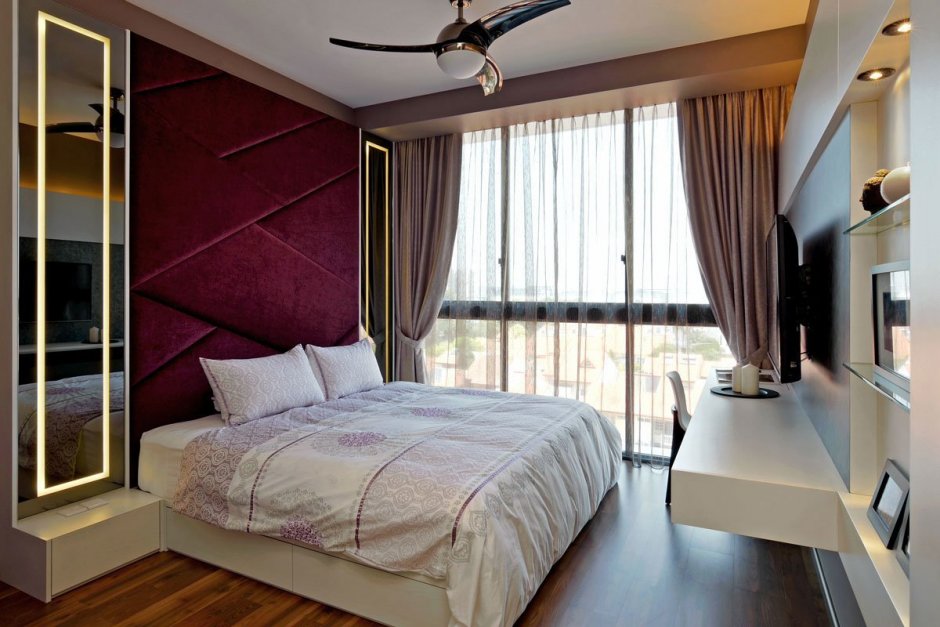 Женский уголок в спальне