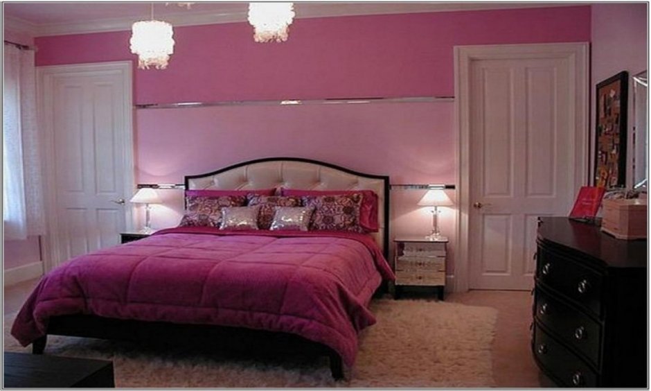 Розовая теплая спальня