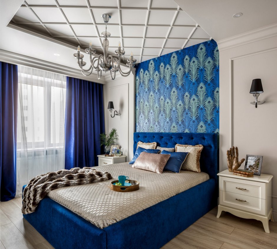 Занавески в спальню в современном стиле голубые