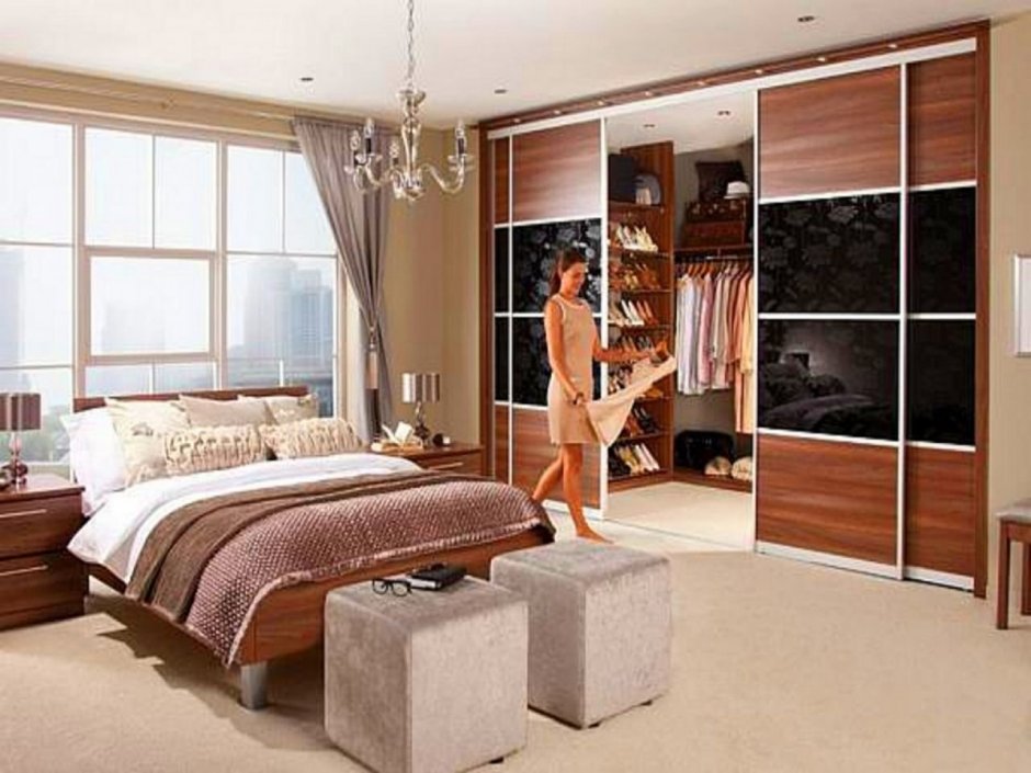 Спальня с гардеробной комнатой классика