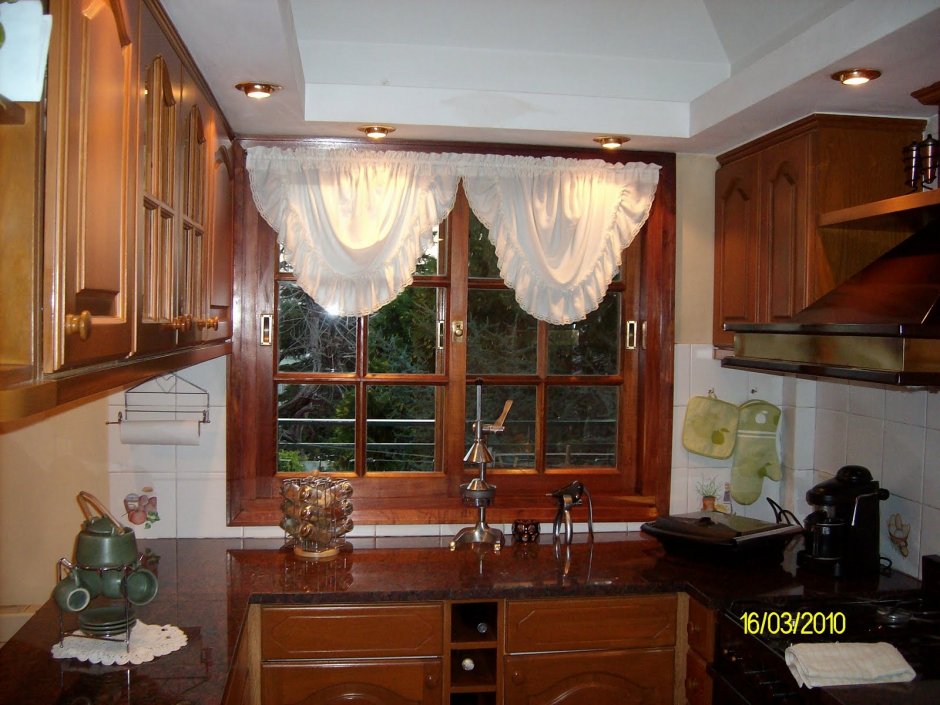 Карниз для австрийских штор