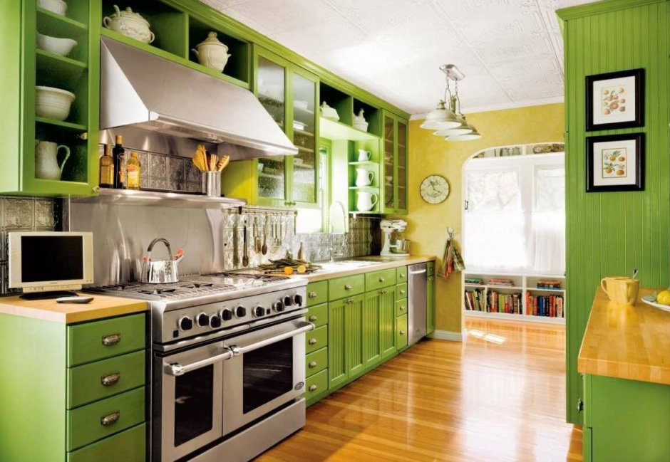 Кухня в желто зеленых тонах